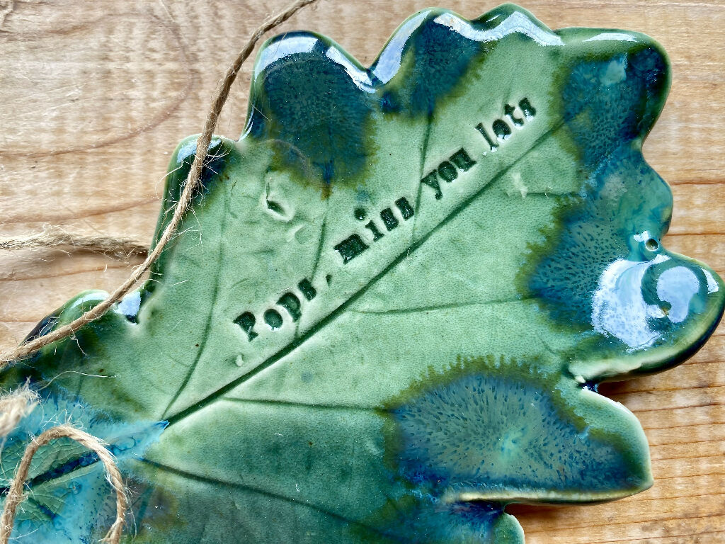Emian | Handcrafted Ceramic Sycamore & Oak Leaf Memorial